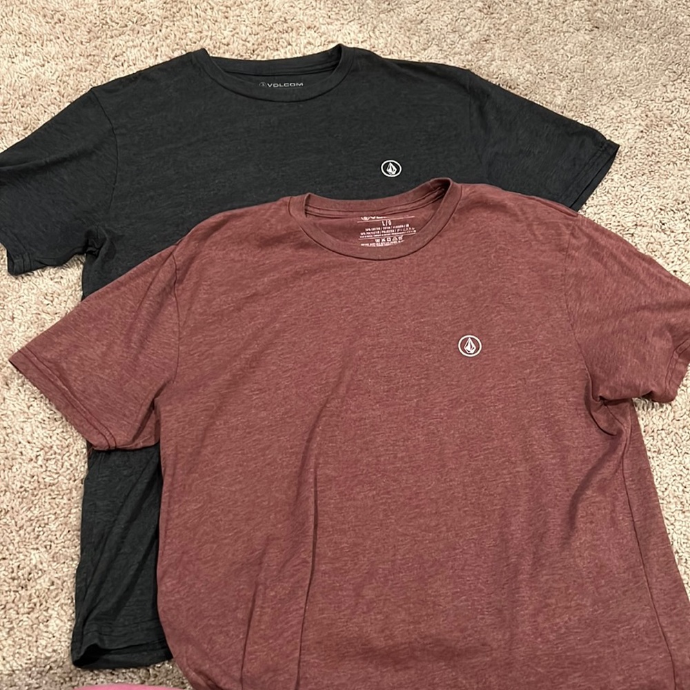 Volcom tshirts